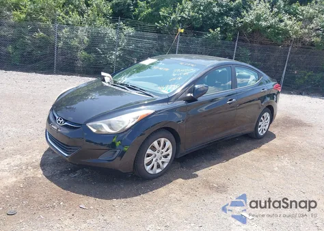2012 Hyundai Elantra Gls (Ulsan Plant) z USA, uszkodzony, nr VIN KMHDH4AE3CU467790